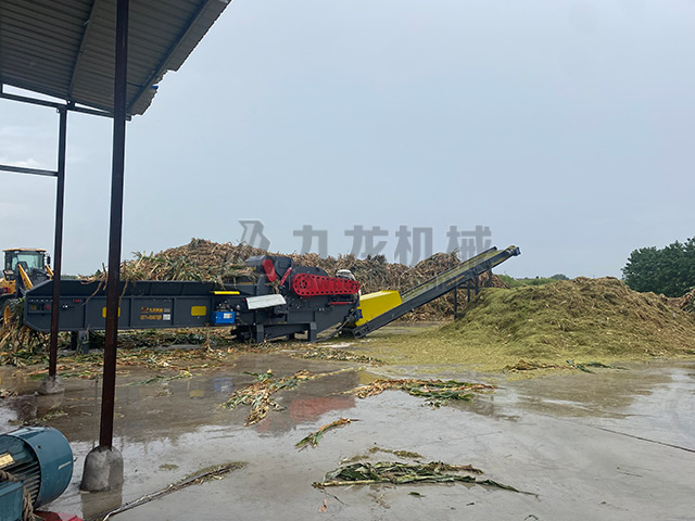 秸稈青貯粉碎機在農作物秸稈處理中扮演著重要角色