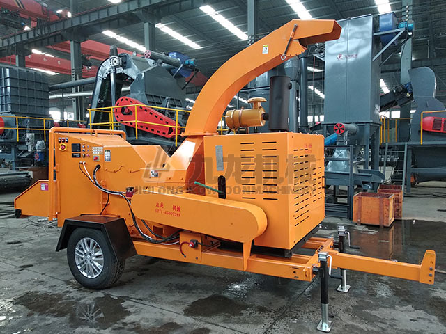 園林樹枝粉碎機解決了廢棄園林垃圾并實現了再利用